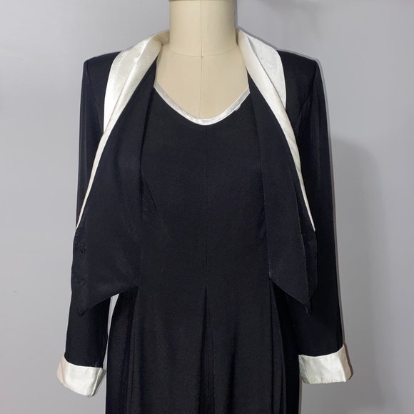 📦SOLD📦 Vintage Tuxedo Jumpsuit with Palazzo Pants - Picture 8 of 16